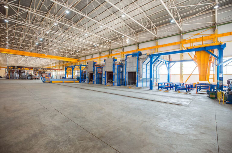 warehouse cleaning and distribution center cleaning